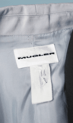 nA8365-Tailleur-bleu-ciel-brodée-noir-Thierry-Mugler-T38-01