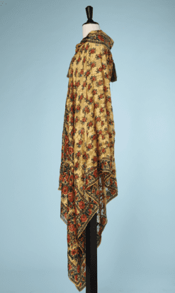 nA8380-Poncho-1920-liberty-soie-Jacquar-et-imprimé-fleurs-01