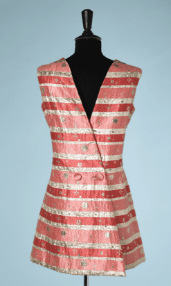 B0152--Mini-Robe-1960-en-soie-rose-broché-de-rayures-et-feurs-or-Balenciaga-couture-t40-01