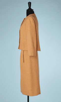 B0184-Tailleur-en-lainage-tissé-jaune-et-orange-Balenciaga-couture-01