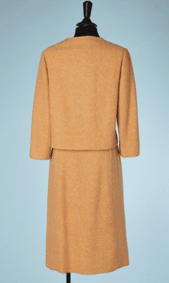 B0184-Tailleur-en-lainage-tissé-jaune-et-orange-Balenciaga-couture-01