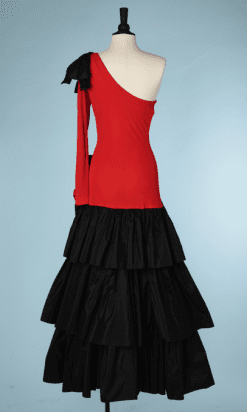 B0198-Robe-en-jersey-rouge-et-taffetas-noir-flamenco-Loris-Azzaro-t36-38-01