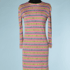 B0208-Robe-Emilio-Pucci-en-jersey-de-soie-rose-imprimé-de-frises-jaunes-et-grises-t38-01
