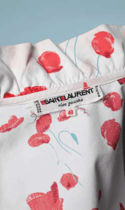 B0210-Tailleur-Saint-Laurent-en-coton-blanc-imprimé-de-coquelicots-t36-01