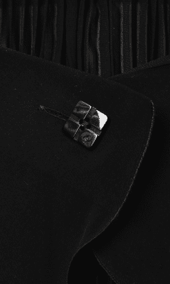 B0237-Jupe-Chanel-en-mousseline-plissée-noire-38-01