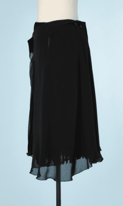 B0237-Jupe-Chanel-en-mousseline-plissée-noire-38-01