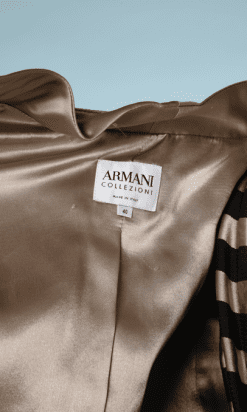 B0241-Tailleur-Robe-et-Veste-Armani-en-soie-rayures-mordoré-et-noires-t36-01