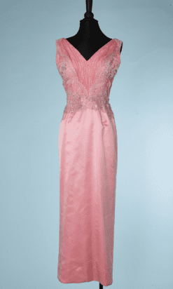 B0249-Robe-du-soir-1960-en-satin-de-soie-rose-et-dentelle-perlée-boléro-t34-06