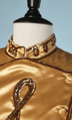 B0433-Costume-de-scène-en-satin-jaune-note-de-musique-T3436-011