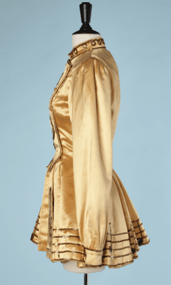 B0433-Costume-de-scène-en-satin-jaune-note-de-musique-T3436-011