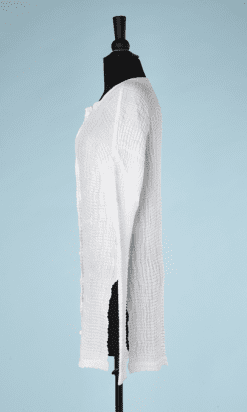 B0458-Veste-entièrement-plissé-blanche-Issey-Miyake-T42-001