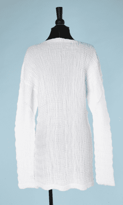 B0458-Veste-entièrement-plissé-blanche-Issey-Miyake-T42-001