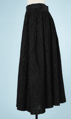 B0682-Jupe-Hanaé-Mori-en-soie-plissé-noir-T36-001.