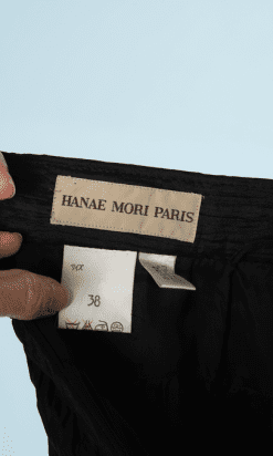 B0682-Jupe-Hanaé-Mori-en-soie-plissé-noir-T36-001.