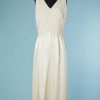 B2905-Robe-1960-en-satin-de-soie-écrue-haut-brodée-de-perles-T36-01