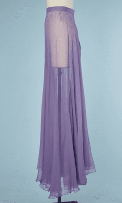 B1643-Jupe-de-défilé-Rochas-en-mousseline-parme-t34-01