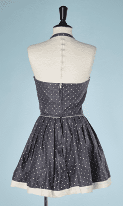 B1661-Maillot-de-bain-jupette-1940-en-coton-gris-à-pois-blancs-col-coeur-t36-01