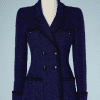 B1289-Veste-Chanel-en-lainage-bouclette-bleue-roi-t36-01