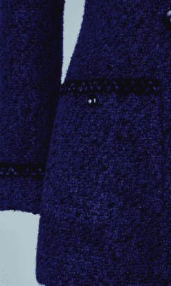B1289-Veste-Chanel-en-lainage-bouclette-bleue-roi-t36-01