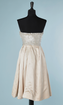 B1686-Robe-en-soie-ivoire-pailleté-irisé-T34-01
