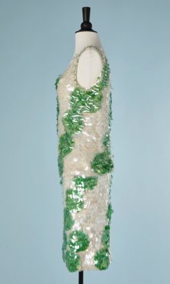 B1752-Jupe-et-top-en-laine-écru-doublé-soie-recouvert-de-grosse-paillettes-T38-40-01