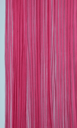B1968-Long-déshabillé-en-mousseline-fuschia-et-dentelle-noire-T40-01