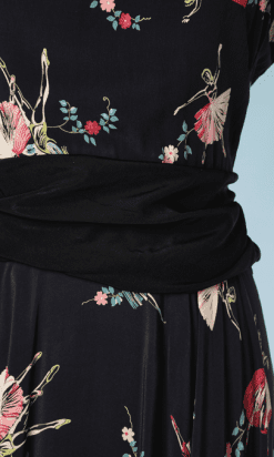 B2023-Robe-1940-en-rayonne-noire-imprimé-baleines-T64cm-01