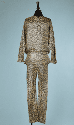 B2184-Ensemble-1969-Hubert-de-Givenchy-couture-N°41419-en-soie-imprimé-panthère-et-lurex-or-t36-01