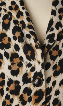 B2221-Veste-Moschino-imprimé-léopard-en-polyester-T42-01
