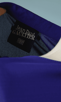 B2232-Robe-avec-cape-Jean-Paul-Gaultier-en-jersey-bleu-roy-T40-01