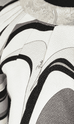 B2243-Manteau-en-piqué-de-coton-imprimé-et-liseré-argent-Emilio-Pucci-T42-01