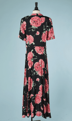 B2356-Robe-1940-en-rayonne-noir-imprimé-de-fleurs-roses-01