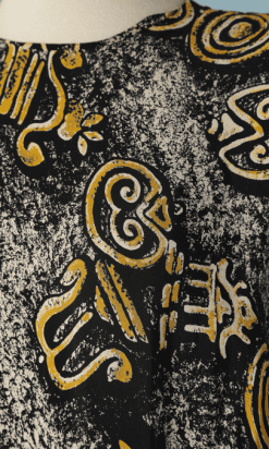 B2375-Haut-1940-en-rayonne-noir-imprimé-jaune-T40-01