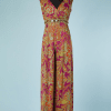 B2628-Combinaison-pantalon-1970-en-satin-fuschia-imprimé-cachemire-ceinture-strass-T36-01