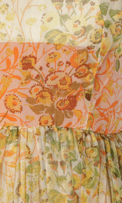 B2685-Robe-1950-sans-manches-en-mousseline-blanche-imprimé-fleurs-fond-de-robe-blanc-gros-grain-T34-01