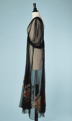 B2686-Robe-longue-1930-en-mousseline-noire-fleurs-multicolores-appliquée-veste-T40-01