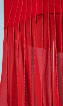 B0770-Robe-longue-en-mousseline-rouge-et-longues-franges-gai-Mattiolo-t38-40-01