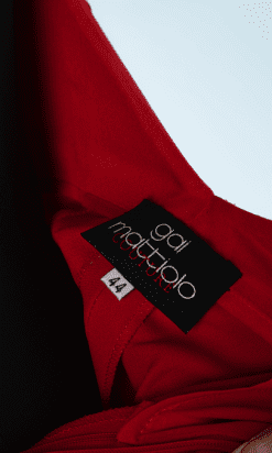 B0770-Robe-longue-en-mousseline-rouge-et-longues-franges-gai-Mattiolo-t38-40-01