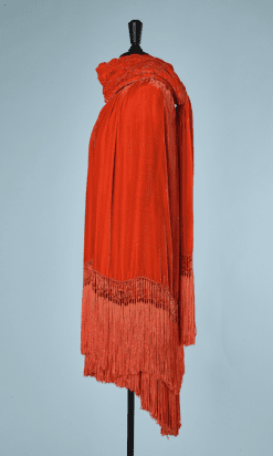 B1257-Cape-en-velours-de-soie-orange-et-longues-franges-en-soie-01