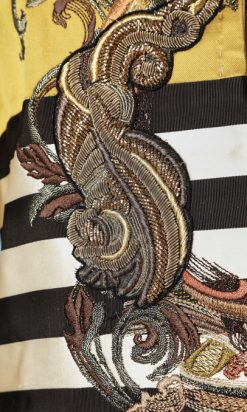 B1800-Veste-blouson-satin-coton-brodé-Gianfranco-Ferre-t38-01