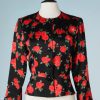 B1805-Veste-en-satin-noir-fleurs-rouges-Saint-Laurent-rive-gauche-T36-01