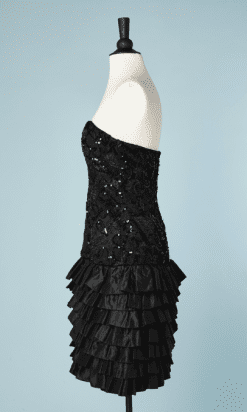 B2133-Robe-bustier-du-soir-en-dentelle-noire-pailletée-multi-volants-Christian-Dior-t38-01