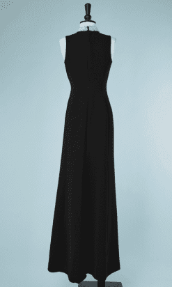 B2195-Robe-longue-Karl-Lagerfeld-collier-en-perles-et-strass-t36-01