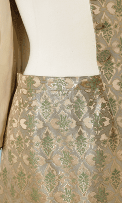 B2225-Tailleur-brocard-et-satin-taupe-vert-et-or-Irène-1950-T42-01