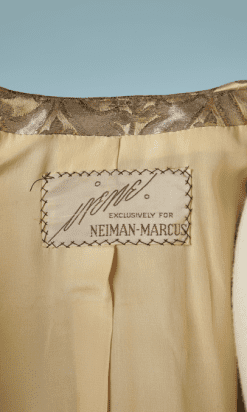 B2225-Tailleur-brocard-et-satin-taupe-vert-et-or-Irène-1950-T42-01
