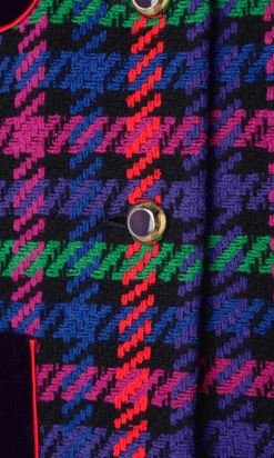 B2249-Tailleur-en-lainage-tissé-carreaux-bleu-vert-rose-et-velours-Escada-T34-01