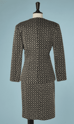 B2251-Tailleur-Christian-Dior-en-lainage-noir-brodé-beige-doré-T40-01