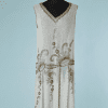 B2287-Robe-perlée-1925-en-voile-de-coton-bleu-ciel-perlé-T44-01