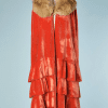 B2461-Cape-1930-en-velours-de-soie-orange-4-volants-col-en-fourrure-T36-38-01