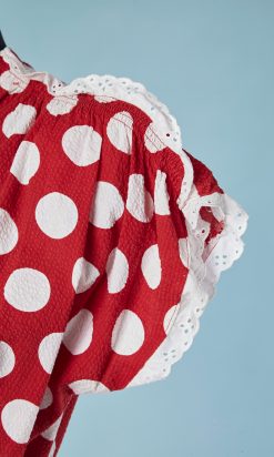 B2822-Déshabillé-en-coton-gauffré-rouge-à-pois-blanc-T34-01